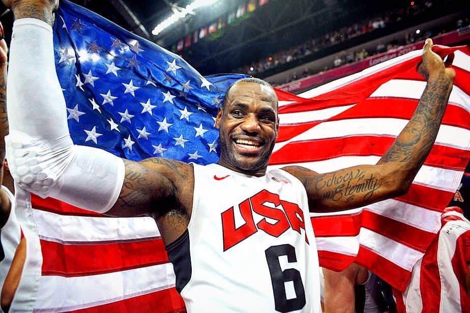 FIBAさんのインスタグラム写真 - (FIBAInstagram)「🇺🇸 @KingJames on if he’s thought about the summer and playing for Team USA: “Absolutely.”」3月18日 18時49分 - fiba