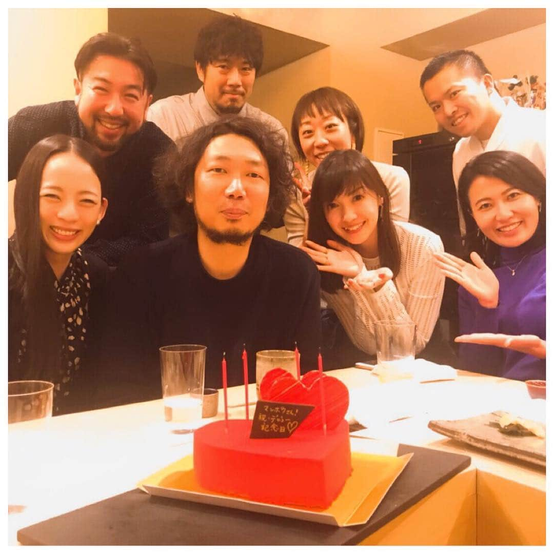 高橋万里恵さんのインスタグラム写真 - (高橋万里恵Instagram)「*﻿ 昨日は素敵なtfmパーソナリティーの皆さんとお鮨を頂きました✨鮨たかはしさん^ ^美味し過ぎて…！﻿ そして終始番組を聴いてるかの様な会話の応酬‼️﻿ 本当に楽しくて、幸せな時間でした😆﻿ 沢山笑って今日はほっぺが痛い🤣﻿ *﻿ マンボウさんがデビュー記念日という事でみんなでお祝いも🎂﻿ 美恵さんの粋な計らいです🌸🌸﻿ 堀内さんマンボウさん美恵さんMIOさん✨✨﻿ 帰りたくないっ！て思う程の楽しい時間✨﻿ ありがとうございました😊﻿ *﻿ #お鮨 #鮨たかはし さん #大将がtfmずっと聴いてくださってる #止まらない会話と食欲 #お鮨美味し過ぎました #tokyofm  #皆んな間が怖い #職業病 #幸せな時間」3月18日 18時59分 - marie__takahashi