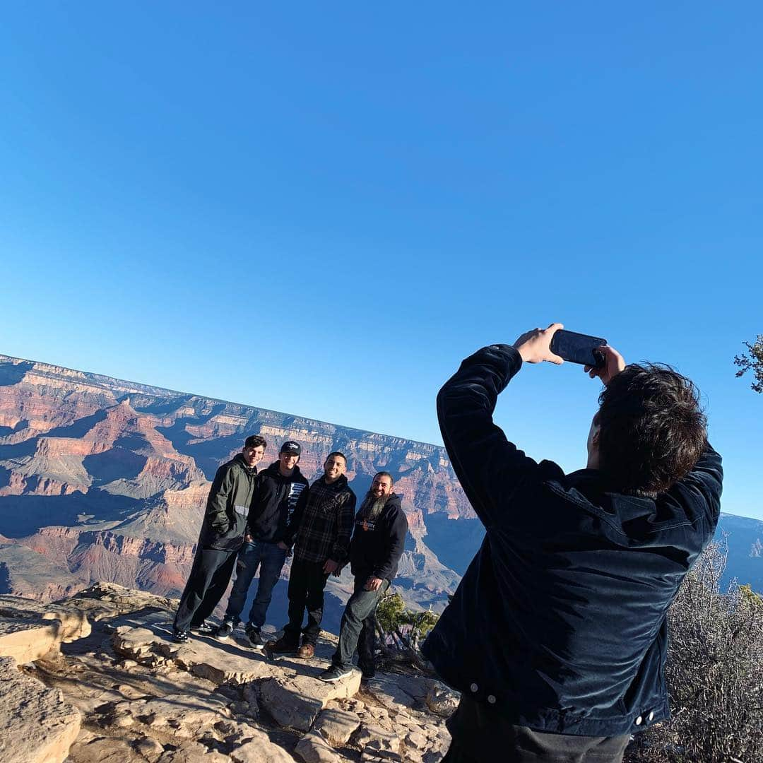 佐伯大地さんのインスタグラム写真 - (佐伯大地Instagram)「#Grand Canyon #すきすき #lovelove #少し大人になって #戻って来た #また必ずくるもん #大人6人 #絶景なんてもんじゃなくて #キャイキャイ ‪#俺たちは‬ ‪#いや‬ ‪#俺はやるんだ‬」3月18日 19時14分 - saeki_daichi_official