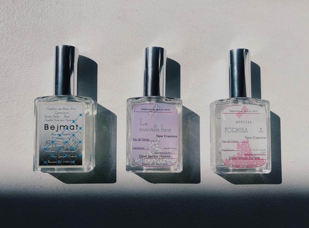 大澤実音穂さんのインスタグラム写真 - (大澤実音穂Instagram)「🔮 先日、DAWNperfumeのスキンタイプ診断をして頂いた。その時に使った自分の持つ肌自体の香りを引き出してくれる"FORMULA X"という香水がユニークでとっても良かった。診断をしてくれた香りスタイリストの杏さんがオススメしてくれた他の香水たちも良い香りで幸せな時間だったなあ〜ますます香水大好きになった。。 #DAWNperfume #mineho_cosme」3月18日 19時45分 - ______mineho