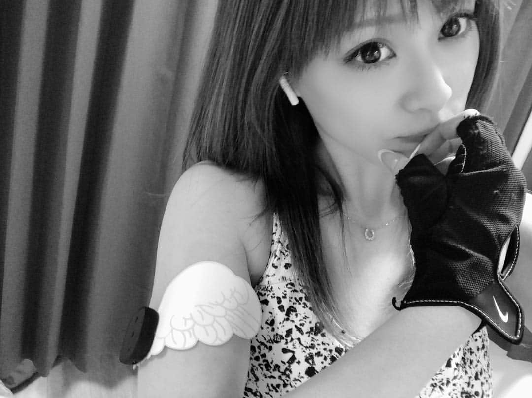 野田彩加さんのインスタグラム写真 - (野田彩加Instagram)「今週もトレーニングからSTART！！！💪 EMSもとりいれてみたよ✨✨ #workout #training #trainer  #MYTREXANGE#emsトレーニング#腹筋女子 #筋トレ #尻トレ#美尻#美尻トレーニング#フィットネス女子#ダイエット#美脚トレーニング#hiitトレーニング#天使の羽根#emsダイエット#ボディケア#マイトレックス#マイトレックスエンジェル#女子力アップ#美意識#筋トレ#腹筋#筋肉女子#トレーニング#ヒップアップ @mytrex.official」3月18日 19時48分 - aya.205