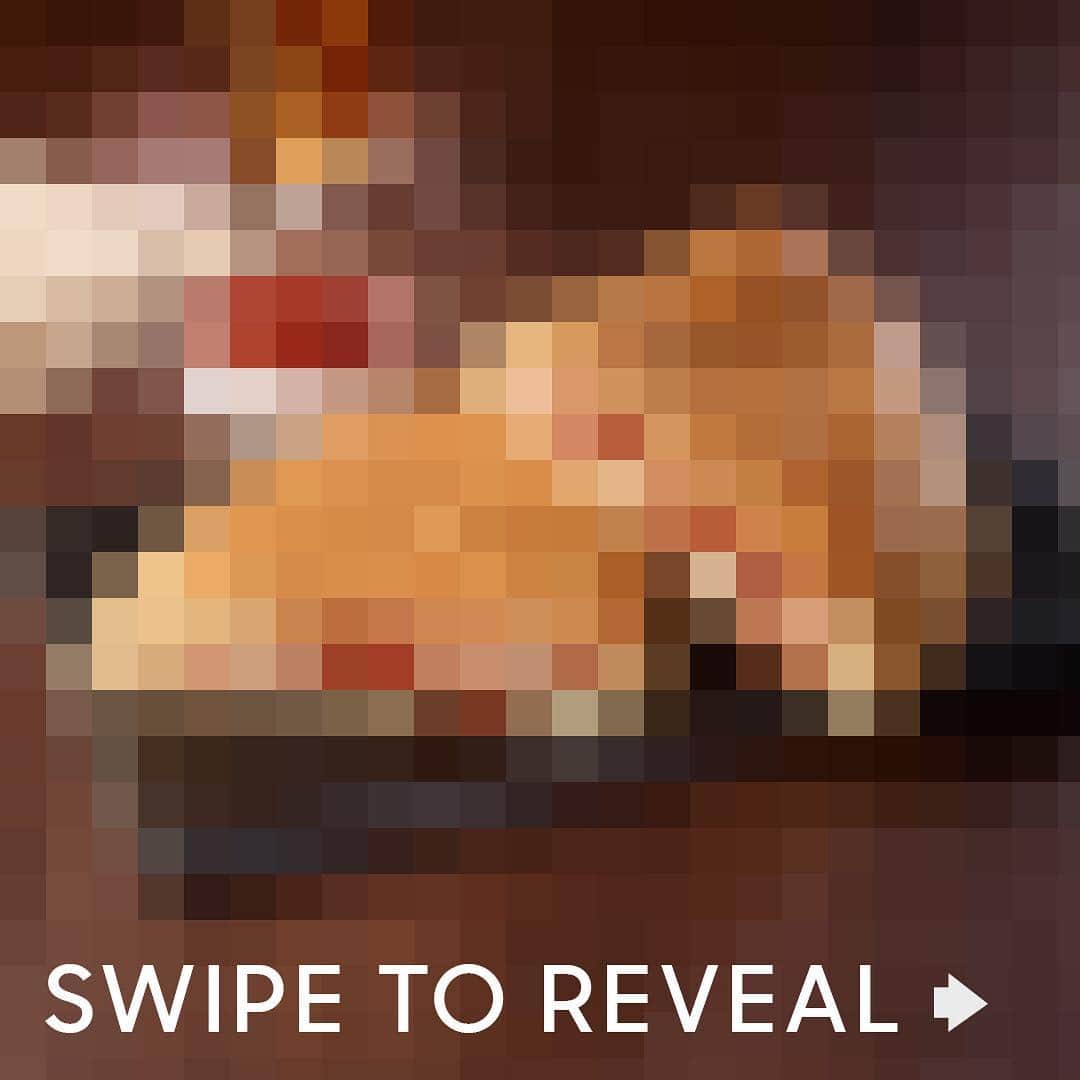 Pizza Hutさんのインスタグラム写真 - (Pizza HutInstagram)「Swipe to reveal our mystery item. Spoiler alert: you’re gonna like it. 😉」3月19日 1時20分 - pizzahut