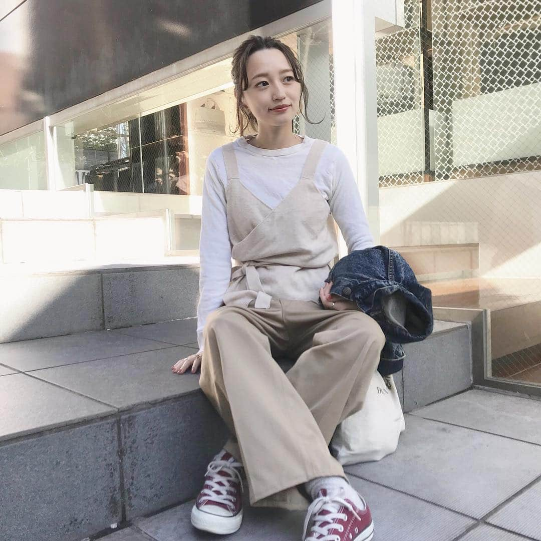 江本るり恵さんのインスタグラム写真 - (江本るり恵Instagram)「いつかの私服♡ トップスはflat 古着 キャミは @casa_fline  パンツは flower 古着 ベージュコーデでした✌️ #used #古着」3月18日 20時06分 - emotorurie