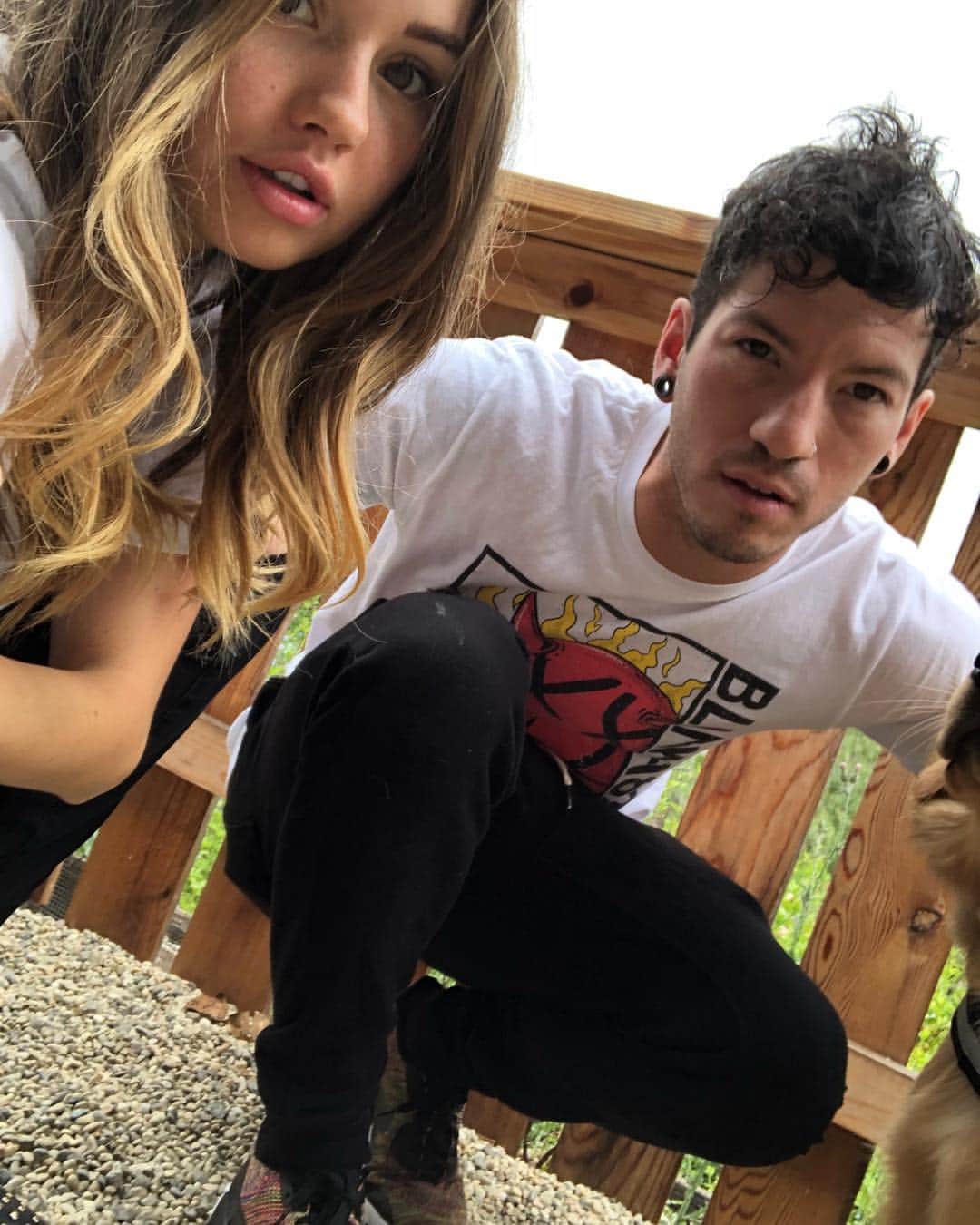 デビー・ライアンのインスタグラム：「bf for life, so glad you had fun touring europe, I’m all abt it, pls come back」