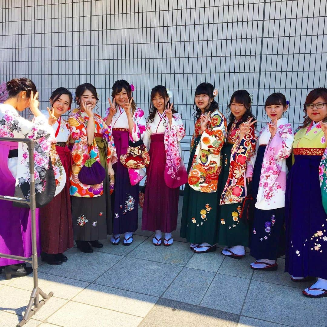 東京福祉専門学校さんのインスタグラム写真 - (東京福祉専門学校Instagram)「卒業式に潜入してきたよ！ #マナティ #東京福祉専門学校 #tcw #マスコットキャラクター #卒業おめでとう #卒業式 #卒業 #袴 #みんな綺麗 #素敵だったよ #みんなに出会えて良かったな #福祉 #東京 #西葛西 #葛西 #両国 #両国国技館 #キャラクター #イラスト #マンガ #メモリアル#保育士 #介護福祉士 #社会福祉士 #作業療法士 #welfare #instagram #tokyo #복지 #도쿄」3月18日 20時19分 - tokyo_fukushi