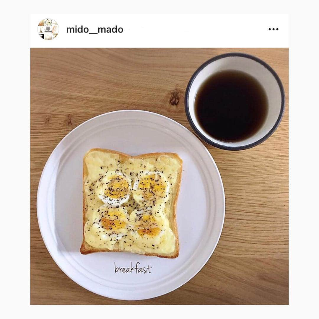 PRESSさんのインスタグラム写真 - (PRESSInstagram)「SNSで話題の #食パンアレンジ﻿ いつものトーストに一手間加えるだけで、美味しく可愛いトーストを作ってみて🍞❤︎﻿ ﻿ ✓バナナトースト﻿ 生クリームやチョコクリームの上に、スライスしたバナナを乗せるだけ🍌見た目も可愛いバナナトースト♡﻿ ﻿ ✓はちみつレモントースト﻿ はちみつレモンは作り置きしておけば、ホットレモンなど使い方は自由自在🙆🏼‍♀️﻿ 甘酸っぱいレモンとヨーグルトが相性抜群です❤︎﻿ ﻿ ✓マシュマロトースト﻿ 見た目も可愛いマシュマロトースト💕﻿ トーストをサクッと仕上げたい場合は、先にパンだけを焼いてから途中でマシュマロを乗せるとGOOD💡﻿ ﻿ ✓チーズエッグトースト ﻿ 半熟ゆで卵とチーズ、さらにコショウがアクセントになってこれ一枚で満足なおかずトースト🧀﻿ ﻿ ✓ウェーブトースト﻿ 韓国カフェで話題のウェーブトーストをお家で🏠﻿ クリームチーズが定番だけど、アボカドやかぼちゃペーストなどペースト状のものならなんでもアレンジOK🥑﻿ ﻿ ﻿ ——————————————————﻿﻿﻿﻿﻿ ﻿﻿﻿﻿﻿ お気に入りの写真に﻿﻿﻿﻿﻿ @pressblog #pressblog を﻿﻿﻿﻿﻿ タグ🏷して投稿してください♡﻿﻿﻿﻿﻿ PRESS公式アカウントで﻿﻿﻿﻿﻿ あなたのアカウントをご紹介致します!﻿﻿﻿﻿﻿ ﻿﻿﻿﻿﻿ ——————————————————﻿﻿﻿﻿﻿ #食パンアレンジ #食パンレシピ #食パンアート #ウェーブトースト #いちごトースト#バナナトースト#マシュマロトースト #トースト #いちごジャム #バナナケーキ #朝ごはん #はちみつレモン #チーズエッグトースト #エッグチーズ #パン好き #食パン #韓国カフェ #レシピ #アレンジレシピ #料理 #簡単レシピ #pressblog」3月18日 20時21分 - press.inc