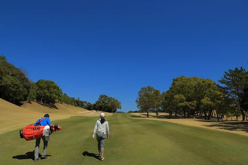 辻梨恵さんのインスタグラム写真 - (辻梨恵Instagram)「ヨコハマタイヤゴルフトーナメントPRGRレディスカップ⛳️ . たくさんのご声援ありがとうございましたm(_ _)m . 今週も頑張ります❗️ . #ヨコハマタイヤゴルフトーナメントPRGRレディスカップ #土佐カントリークラブ #PRGR」3月18日 20時47分 - s2.golf