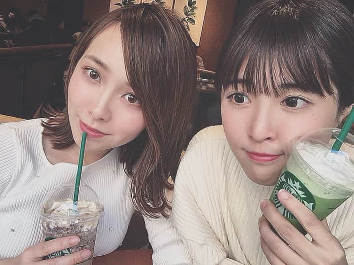 黒澤詩音のインスタグラム：「*﻿ ﻿ 2週続けて日曜さぽ。毎日おはようからおやすみまで連絡とってる。﻿ 夏も冬もチャイティーラテ女なので、たまには違うの頼みました。 ﻿ #アナウンサー #同い年 #starbucks #roppongi」