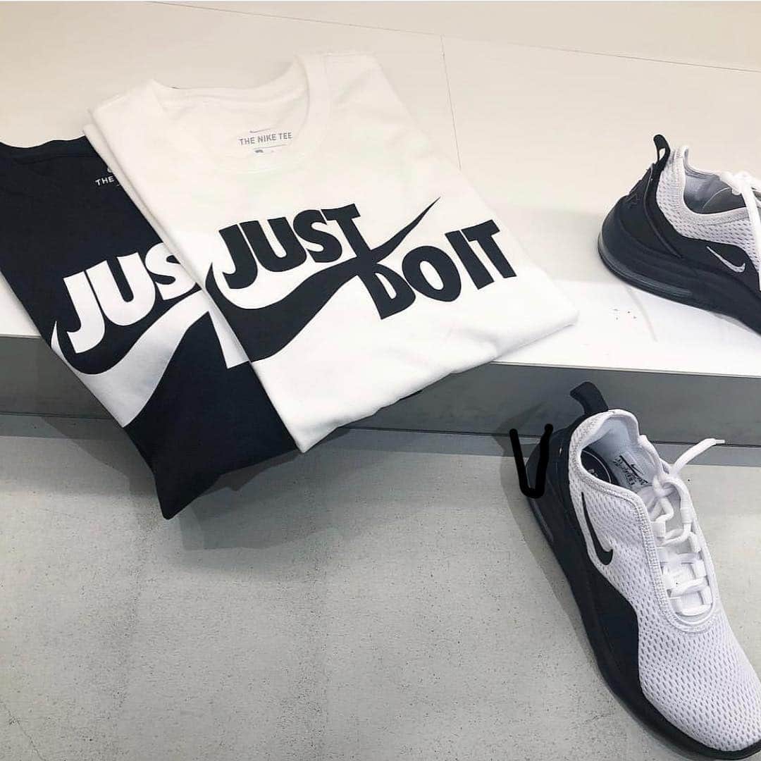 CAPRICIEUX LE'MAGEさんのインスタグラム写真 - (CAPRICIEUX LE'MAGEInstagram)「. . ★★★recommend★★★ . . ✔︎"NIKE"justdoitTee ✔︎"NIKE"AirMaxMotion2 . . #capricieuxlemage #capricieux_lemage  #カプリシュレマージュ #レマージュ  #新作#発売#newarrivals #予約#2019#2019ss #NIKe#ナイキ#Tシャツ#justdoit#スニーカー#AirMax」3月18日 21時08分 - capricieux_lemage