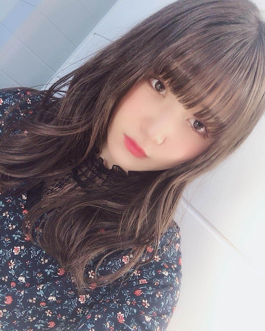 遠藤みゆさんのインスタグラム写真 - (遠藤みゆInstagram)「いつもは着ないような系統の服を着てみた日♪ . #ファッション #コーデ #ootd #ワンピース #初挑戦 #2019ss #かわいい #服 #挑戦してみよう」3月18日 21時13分 - endoomiyu