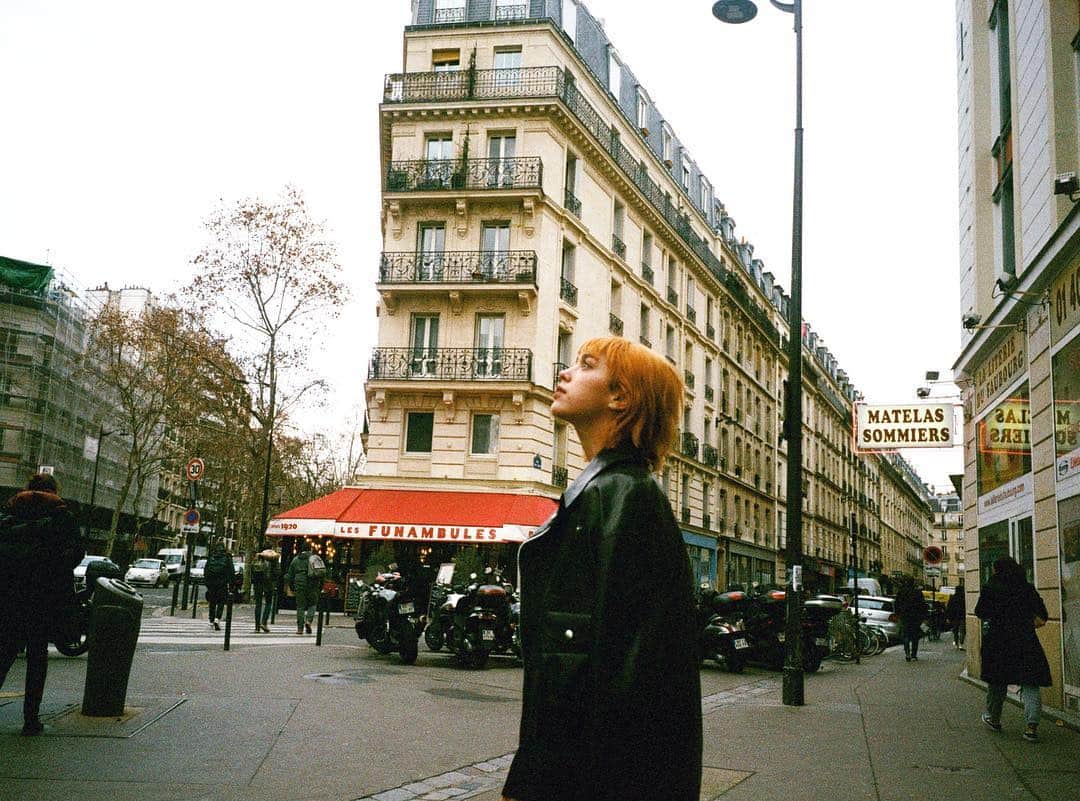 モーガン茉愛羅さんのインスタグラム写真 - (モーガン茉愛羅Instagram)「ガールフイナムにてパリで 過ごした日々が載っています！！実は実はな日々です🤫 是非見てみてください🇫🇷🧡！！@girlhouyhnhnm ❤︎」3月18日 21時17分 - malaciel