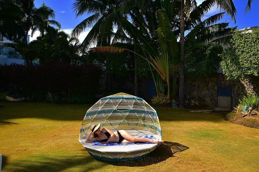 太田エイミーのインスタグラム：「@movenpickcebu has the best outdoor furniture  #movenpickcebu #movenpick #travelblogger #movenpickhotel #travel #travelphotography #travelpicture #poolside #beachside #beautifulphilippines #philippines #cebu #cebuphilippines #hotelstay」