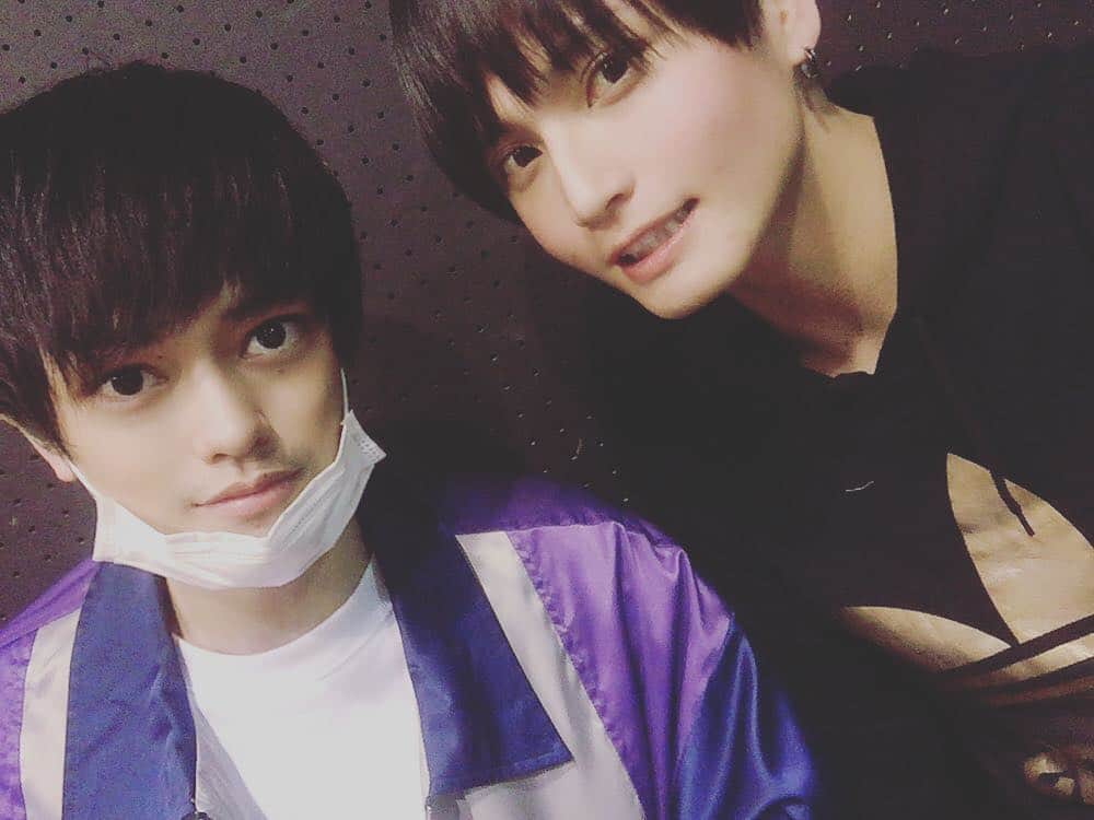 友常勇気さんのインスタグラム写真 - (友常勇気Instagram)「Lesson is first day*☆*(○´3`○) #友常勇気  #前田隆太朗  #悪の娘 #稽古1日目」3月18日 21時43分 - yuki_tomotsune