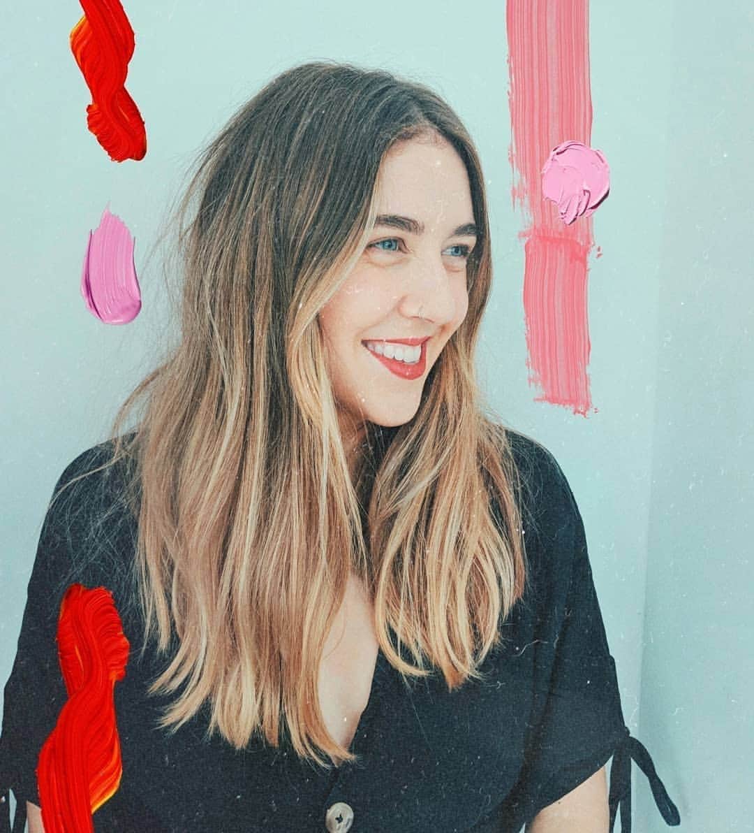 ghd hairさんのインスタグラム写真 - (ghd hairInstagram)「In honour of Women’s History Month, we are sharing ghd’s girl heroes, every day… 💗 @GinaMartinUK is a writer and activist who successfully campaigned to make ‘upskirting’ illegal in February 2019. 🙌  #ghdhair #inspiringwomen #empowering #girlboss」3月18日 22時04分 - ghdhair