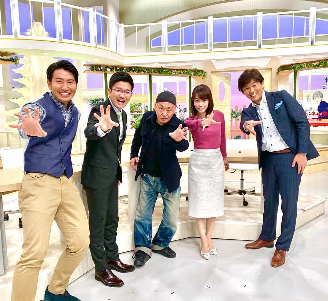のインスタグラム：「⭐️チャンネルはそのまま！⭐️ HTB開局５０周年記念ドラマが 今宵！ついに！初回放送を迎えます📺５夜連続🌝 ゲストとして番組にお越し下さった泉谷しげるさんも 重要な役どころ、焼き芋屋さんの店主として出演👴🍠 _ 🌟第１話の見どころ🎤 北海道ホシテレビのバカ枠（？）で採用された #芳根京子 さん演じる新人記者、雪丸花子🌼と #宮下かな子 さん熱演のスーパー新人アナ、花枝まきが 初ニュースに挑戦！🔛入社試験での仰天エピソードも😳 限りなくリアルに描かれた、ローカル局の毎日です🎥 実話に基づいたり、基づかなかったり… クスッと笑えたり、ほっこりしたり… みんなで一緒に楽しめる作品です🤣 南平岸HTBの旧社屋を包み隠さずご覧ください！笑 このあと23時20分からです🔥 あ、その直前のニュースも読みます🙋‍♂️ #チャンネルはそのまま！#HTB 開局50周年 #ドラマ  今日！3/18（月）〜22（金）５夜連続放送！ #netflix では、全国で楽しみ頂けます📲 #泉谷しげる さん世代のチャンネルはそのままポーズ💫 私も、#実況アナウンサー #福田太郎 役🏟⚾️ として、恐れ多くも随所に出てます😆笑 #水曜どうでしょう や #ハナタレナックス でおなじみの #チームナックス メンバーも続々登場！」