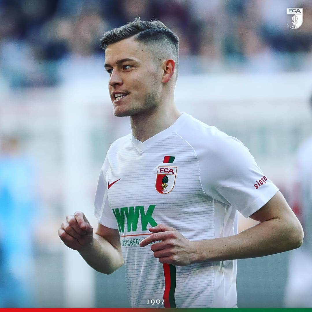 FCアウクスブルクさんのインスタグラム写真 - (FCアウクスブルクInstagram)「Lange vermisst, endlich zurück auf dem Platz: Schön, dass ihr wieder da seid! 🙌 @alfredfinnbogason @jeffreygouweleeuw . . . #welcomeback #fca #fca1907 #fcaugsburg #fcah96 #finnbogason #gouweleeuw」3月18日 22時24分 - fcaugsburg1907