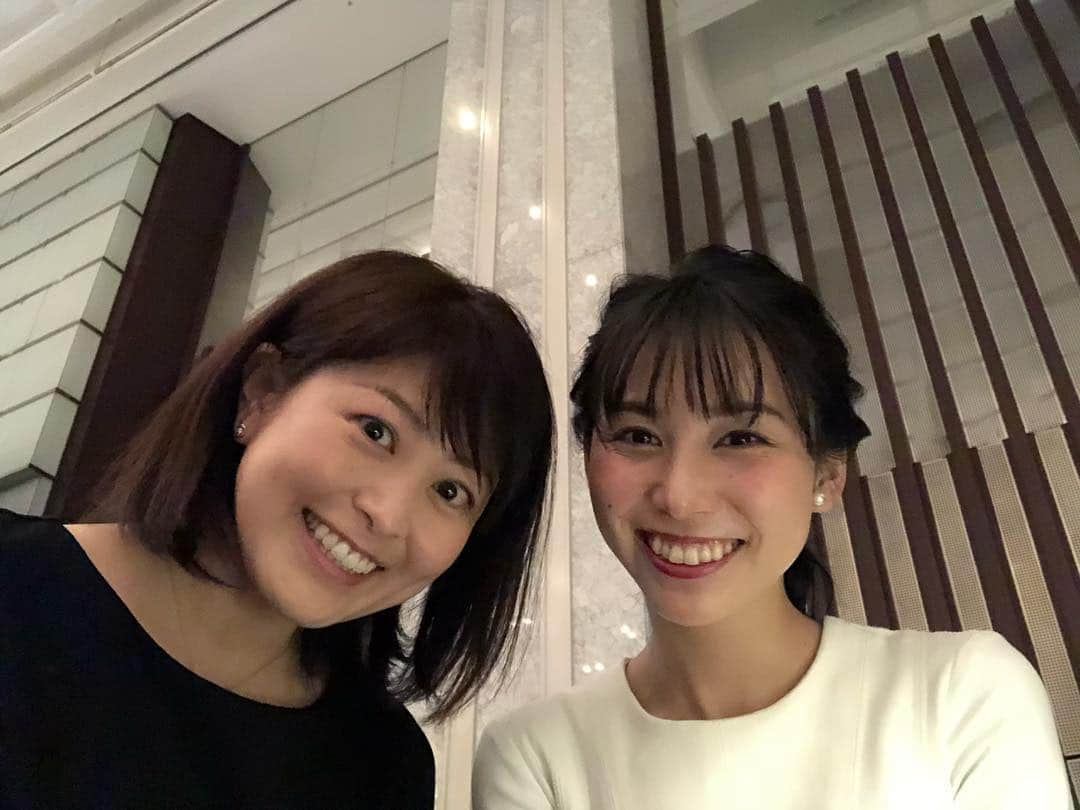 森麻季さんのインスタグラム写真 - (森麻季Instagram)「🏃‍♂️ 青学三大駅伝報告パーティー お招きいただきました 司会はお杉ちゃんでした🎤  #青学卒業生として嬉しい #日テレで箱根駅伝担当していた頃が懐かしい #来賓としてお招きいただき恐縮です #青山学院大学陸上競技部  #本当に強いですよね #サプライズ  #郷ひろみ さん #青学gogogoの掛け声 #司会は杉野真実アナ #可愛い後輩ちゃんです  #私はお杉ちゃんと呼んでいます #杉野真実 アナ #森麻季  #青学駅伝 #青学ob #青山学院大学 #箱根駅伝#日テレ」3月18日 22時51分 - maki.mori_m