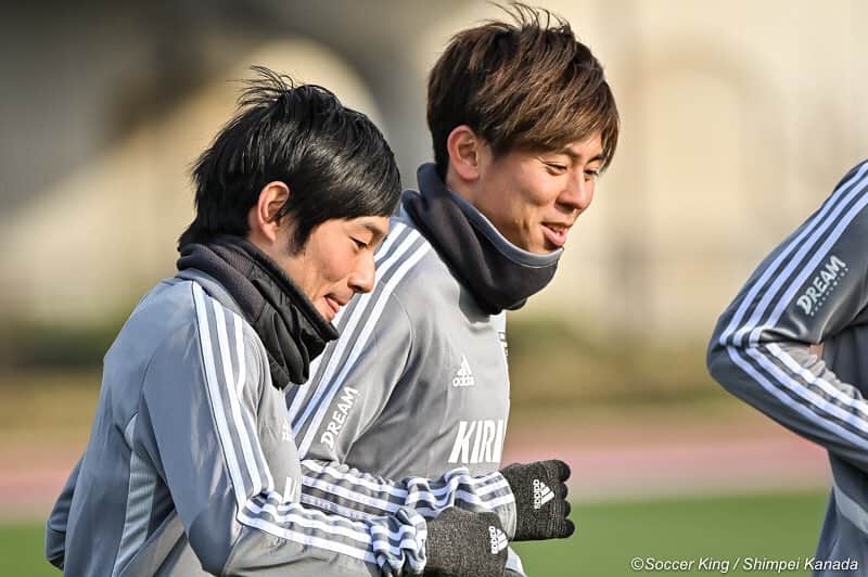 のインスタグラム：「. Verdy Line① （2019.03.18） . 📷Photo by @shimpeei (Soccer King) . #中島翔哉 #ShoyaNakajima #安西幸輝 #KokiAnzai #東京ヴェルディ #Verdy #日本代表 #daihyo #SamuraiBlue #サムライブルー #森保ジャパン #football #サッカーキング #⚽️ #サッカー」