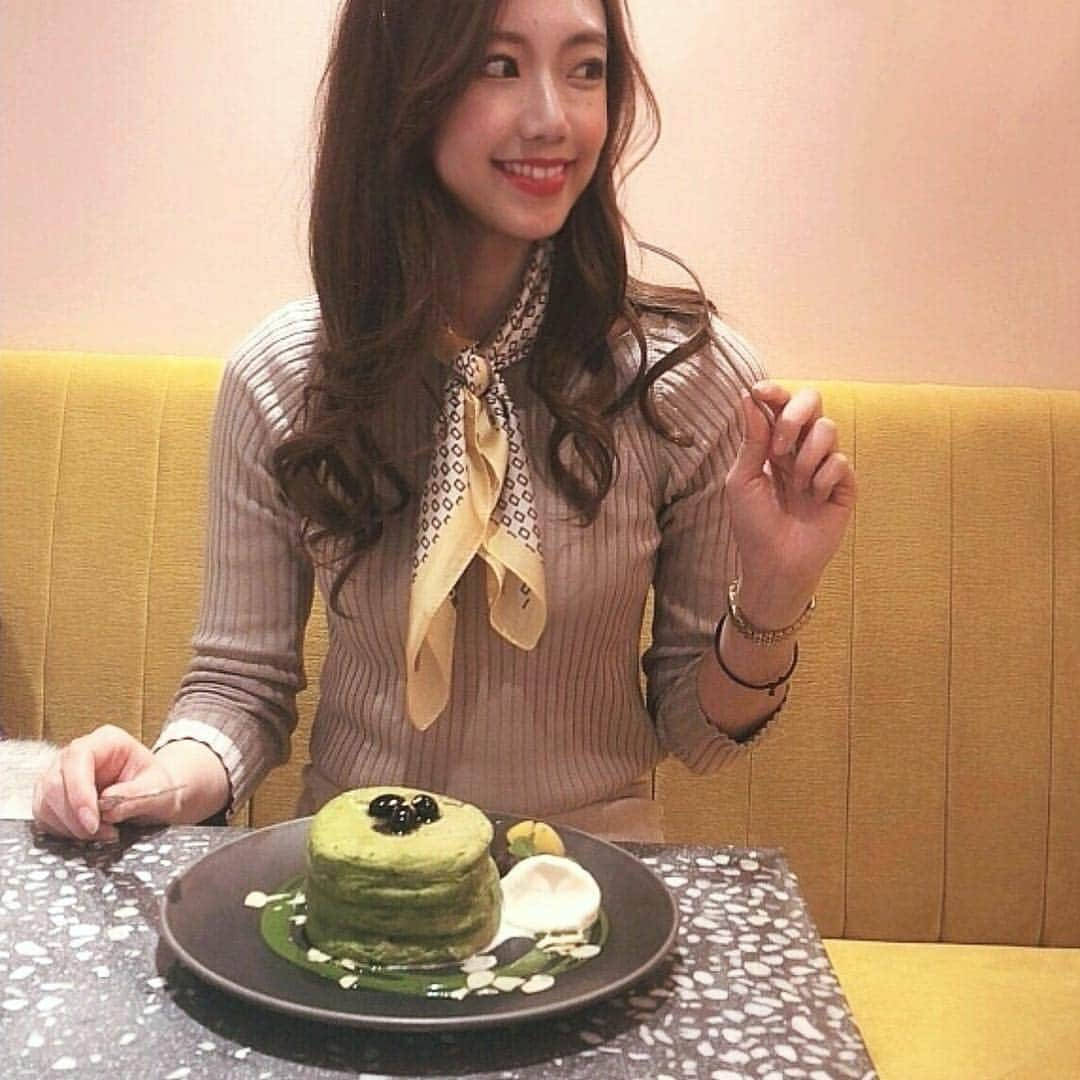 渡邉みさきさんのインスタグラム写真 - (渡邉みさきInstagram)「. こないだ無性にパンケーキが 食べたくなって 京都にあるパンケーキ屋さんへ🥞 . . このフワフワ系始めて食べたけど めっちゃ美味しいやん😂❤️ . . . #kyoto#cafe#lunch #micasadecocafe  #京都#河原町#パンケーキ #スフレパンケーキ#抹茶 #抹茶パンケーキ#カフェ #河原町カフェ」3月18日 23時13分 - miisakii23