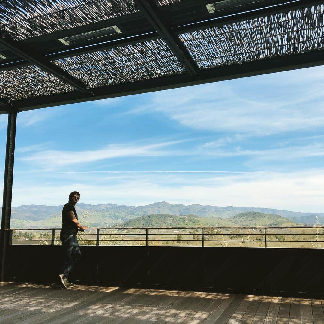 イーライ・ロスさんのインスタグラム写真 - (イーライ・ロスInstagram)「Spectacular view, even better wine. Thank you #Promontory Vineyard.」3月19日 10時27分 - realeliroth