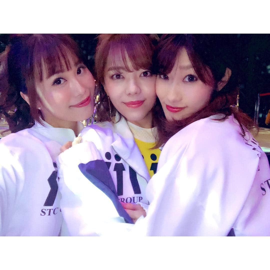 今村仁美さんのインスタグラム写真 - (今村仁美Instagram)「#PANCRASE 303  余韻に浸ってます♡ 一つ一つの試合が印象強く、フラッシュバックのように思い出します🥺 素敵な戦いをありがとうございます✨ 次は4月14日 #PANCRASE304 #新木場studiocoast でお待ちしてます！ 写真たくさんあるのでスワイプしてみてね♡>>>> (4枚目は公式サイトから頂きました♡) . . . #PANCRASE#総合格闘技#格闘技#ラウンドガール#パンクラス#新木場」3月19日 10時29分 - imamura_hi