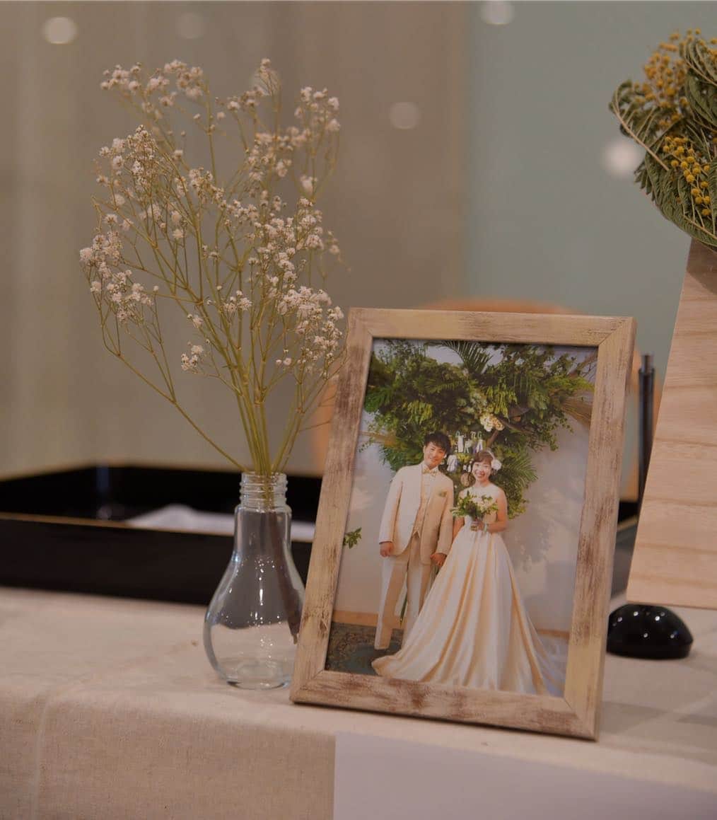 St.AQUA 東京の結婚式場 サンアクアチャペルさんのインスタグラム写真 - (St.AQUA 東京の結婚式場 サンアクアチャペルInstagram)「natural wedding🌿 . チャペルは森の中にある小さな教会をイメージしたチャペル『Premories』を選びました。 . . . wedding date 2019.3.16 groom&bride Y&A hair&makeup Momoyo Shigeta planner Nao Orido . . #サンアクア #サンアクアチャペル #d_wedding #海の近くのウエディング #2019年春婚  #挙式とお食事会 #船上パーティー #少人数ウエディング #ファミリーウエディング #ウエディングブーケ #会場コーディネート #少人数挙式 #家族婚 #家族挙式 #マタニティウエディング #パパママ婚  #ブライダルフェア #ウエディングドレス #ドレス試着 #結婚式場探し #式場探し #式場見学  #プレ花嫁 #2人挙式  #船上ウエディング #結婚式準備 #竹芝 #日本中のプレ花嫁さんと繋がりたい」3月19日 9時06分 - staquatakeshiba