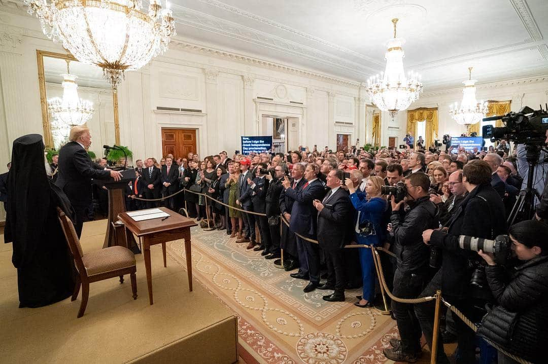 ドナルド・トランプさんのインスタグラム写真 - (ドナルド・トランプInstagram)「“The United States -- and all of Western civilization -- has been profoundly shaped by the extraordinary achievements of the Greek people, stretching all the way back to ancient times . . . You’ve brought jobs and promise to cities and towns across America. And you’ve deepened the bonds of affection and renewed the pride of patriotism that unites us as one people, one family, and one glorious nation under God.”」3月19日 9時07分 - realdonaldtrump