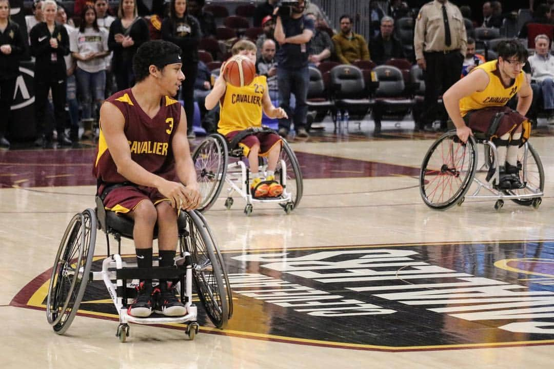 キャブスさんのインスタグラム写真 - (キャブスInstagram)「Our Jr. Wheelchair Cavaliers 💪」3月19日 9時30分 - cavs