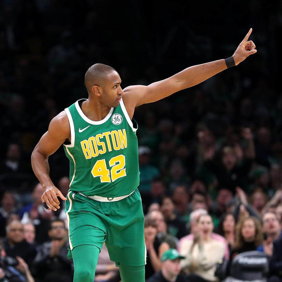 ボストン・セルティックスさんのインスタグラム写真 - (ボストン・セルティックスInstagram)「4️⃣2️⃣☝️」3月19日 9時51分 - celtics