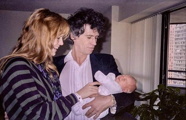 キース・リチャーズさんのインスタグラム写真 - (キース・リチャーズInstagram)「Happy Birthday to my beautiful wife and daughter,Patti and Theodora!」3月19日 2時12分 - officialkeef