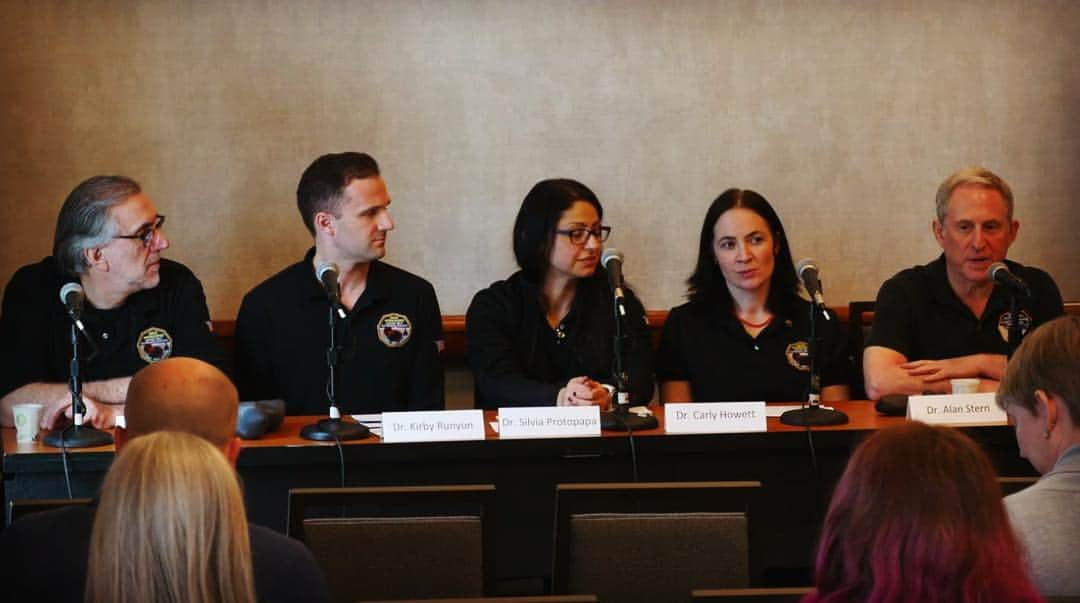 ブライアン・メイさんのインスタグラム写真 - (ブライアン・メイInstagram)「NASA  New Horizons team in Press Conference right now —- https://livestream.com/viewnow/lpsc2019  Bri」3月19日 2時51分 - brianmayforreal