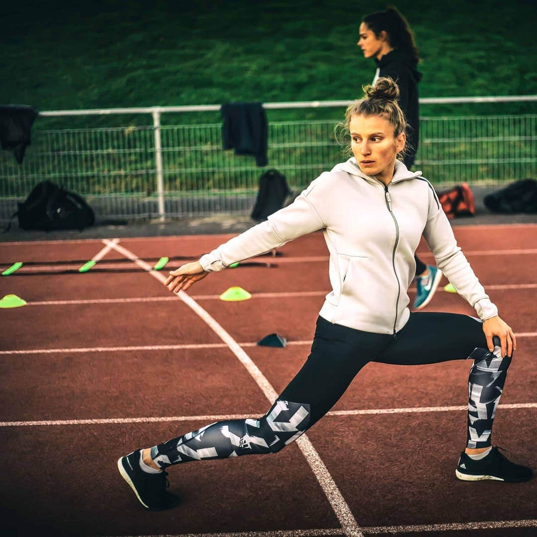 Amandine BROSSIERさんのインスタグラム写真 - (Amandine BROSSIERInstagram)「Le retour de la transpi 🏃‍♀️💪🏻 📷@franckpotvin  #adidas #trackandfield #athltetics #women #run #sprint #fast #pleasure #sensation」3月19日 3時56分 - amandine.brossier