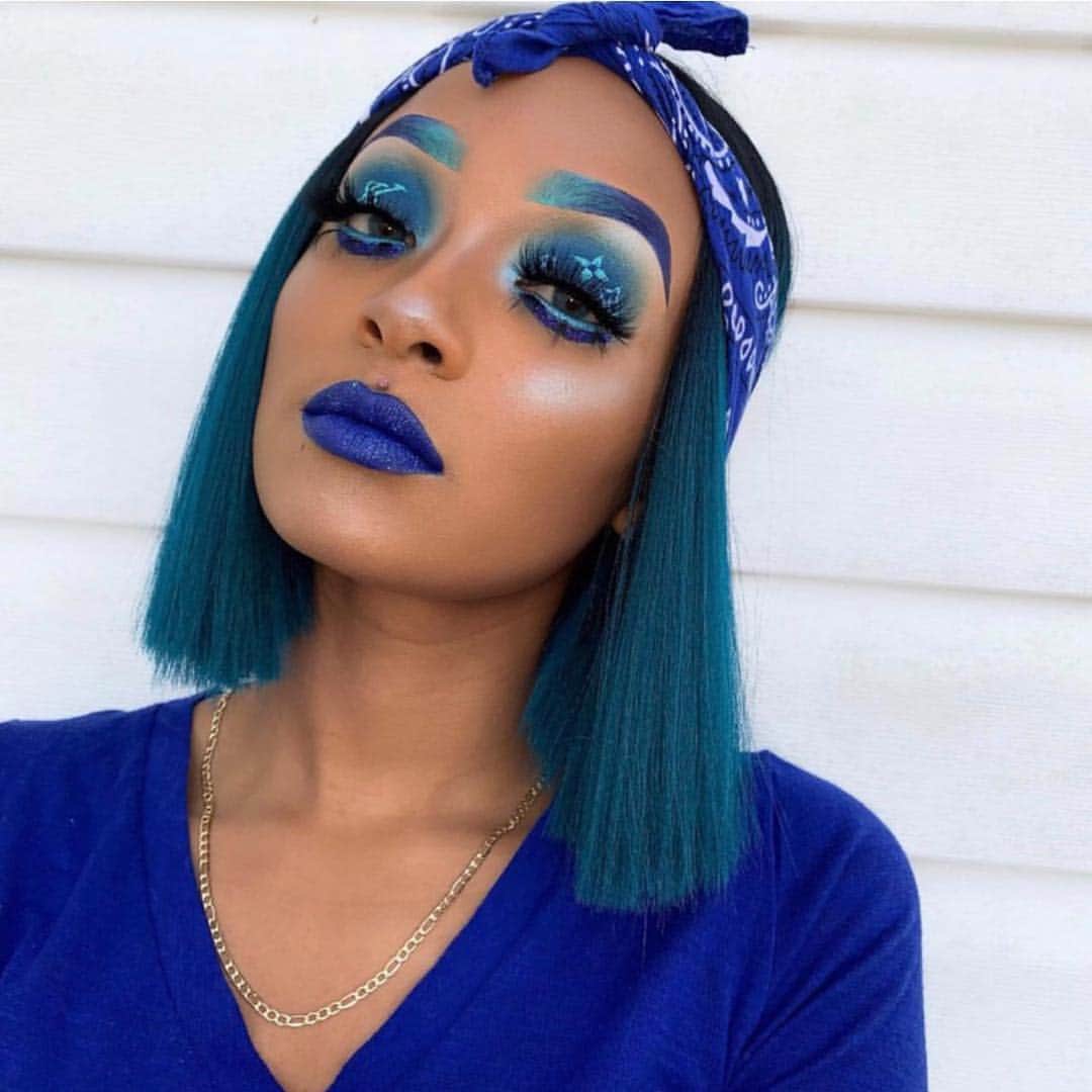 Jeffree Star Cosmeticsさんのインスタグラム写真 - (Jeffree Star CosmeticsInstagram)「BLUEY VUITTON 💙💙 Move over #louisvuitton we’ve got a new attitude 🙋🏼‍♀️🙋🏼‍♀️ @sese_meslayy used our #velourliquidlipstick shades ‘Blue Velvet’ & ‘Breakfast At Tiffany’s’ on her lips and brows 👏🏻👏🏻 #jeffreestarcosmetics #bluebloodpalette」3月19日 4時31分 - jeffreestarcosmetics