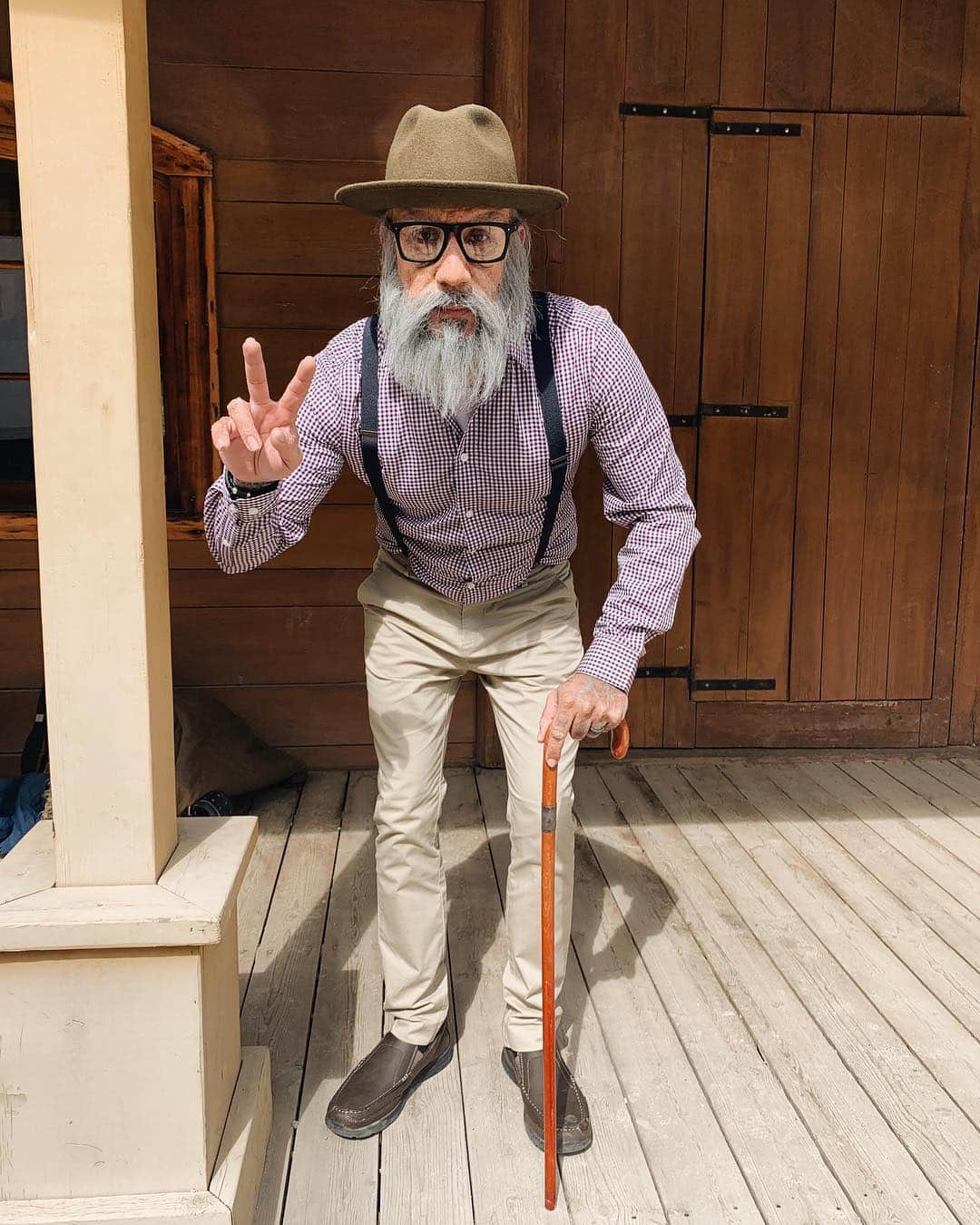 A.J.のインスタグラム：「A look at the future. Lol. Was so much fun to take inspiration from the movie Up for the #BoyAndAMan music video. Hope you all are enjoying it.」