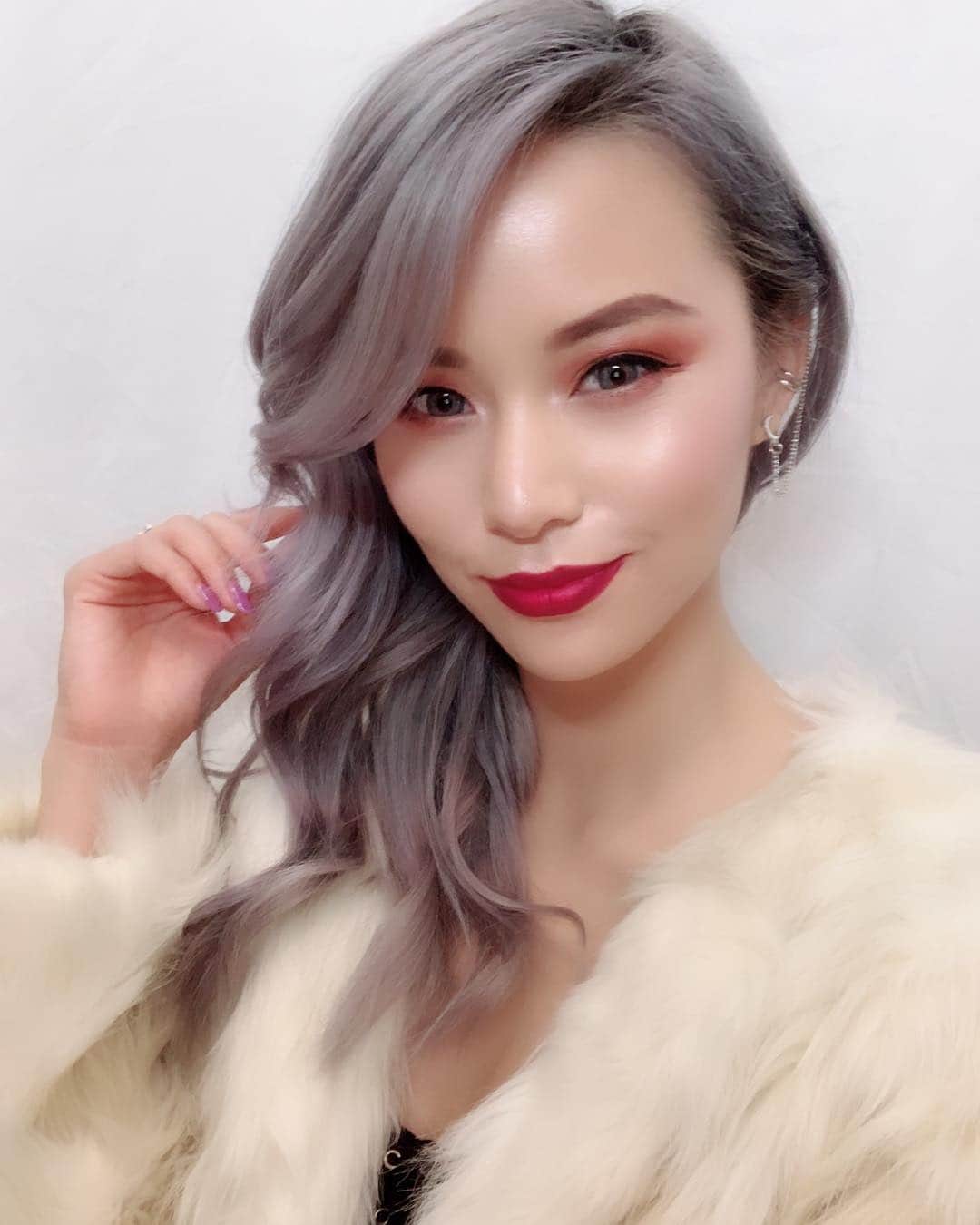 のインスタグラム：「What? Are you furreal?  #motd」
