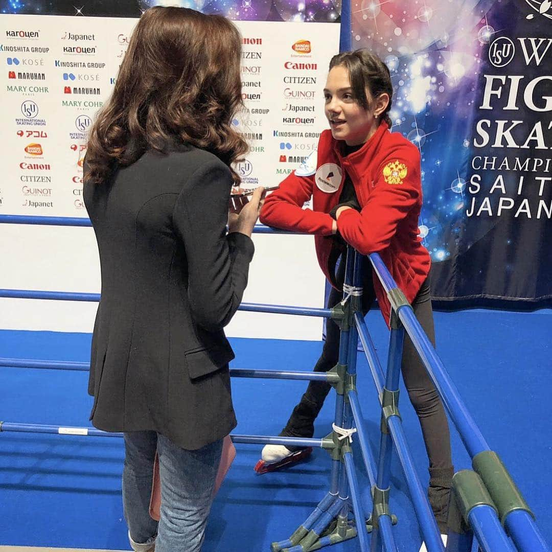 メリル・デイヴィスさんのインスタグラム写真 - (メリル・デイヴィスInstagram)「With the ever so lovely @jmedvedevaj after her practice today here in Saitama. Speaking about the evolution of her skating over the last year, Evgenia says, “Every moment, I feel so much more confident in myself.” 🤗 #worldfigure @olympicchannel」3月19日 10時39分 - meryledavis