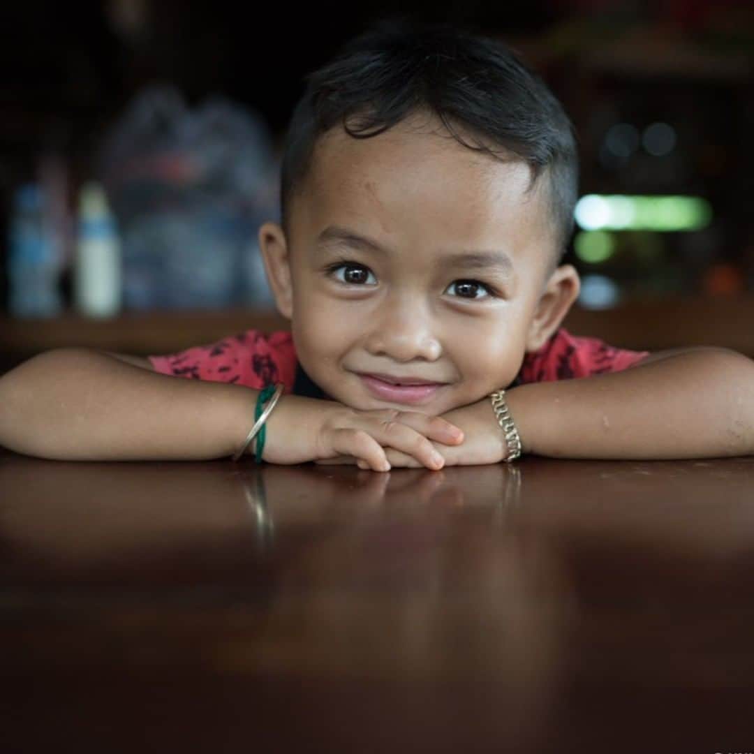 unicefさんのインスタグラム写真 - (unicefInstagram)「Did you know that UNICEF has been working to protect children's rights since 1946? #ForEveryChild, hope. @unicefcambodia」3月19日 5時20分 - unicef