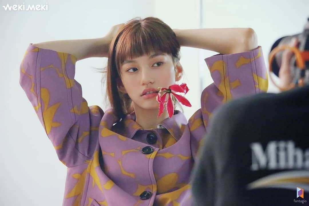 Just a girlさんのインスタグラム写真 - (Just a girlInstagram)「Weki Meki 🌸- DoYeon, Marie Claire Behind Cut Jan. 2019 . . . . . . . #도연  #DoYeon #김도연#KimDoYeon #위키미키#korea#koreanstayle#koreanfashion#koreangirl#koreankpop#koreanclothes#koreancouple#koreanbeauty#koreanactor#korean_drama#koreandrama##koreanlook#kpop#girl #beauty  #girlfashion #model#handsome #style #asiangirl」3月19日 6時20分 - cecithegirl