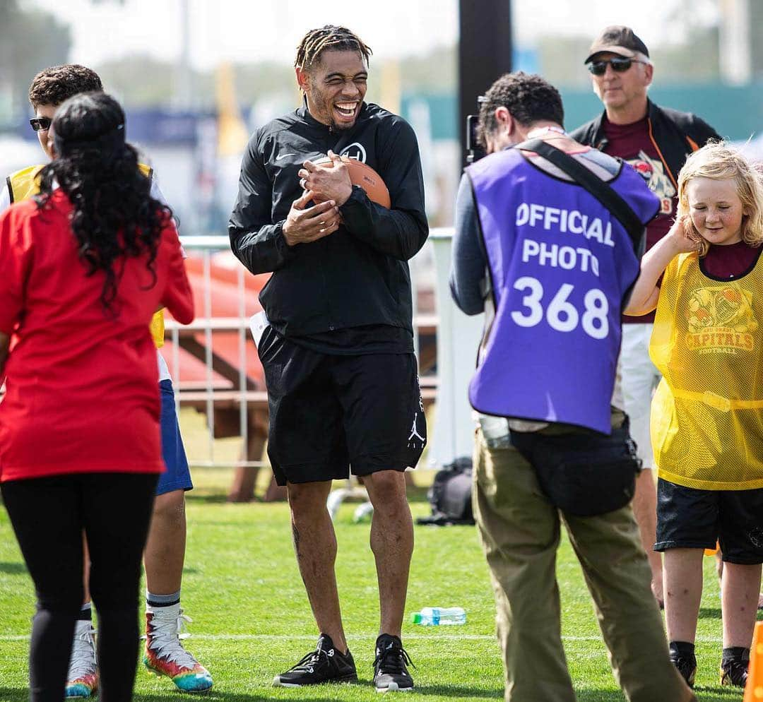 ピッツバーグ・スティーラーズさんのインスタグラム写真 - (ピッツバーグ・スティーラーズInstagram)「Joe Haden hosted a Unified flag football clinic to promote inclusion in sports while in Abu Dhabi for @worldgamesad as a @specialolympics Global Ambassador. #ChooseToInclude」3月19日 7時34分 - steelers