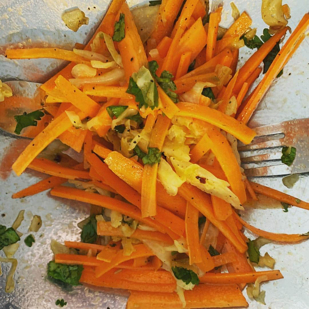 ボーイ・ジョージさんのインスタグラム写真 - (ボーイ・ジョージInstagram)「Carrot, coriander and sauerkraut salad with olive oil, cider vinegar, raw honey dressing! Season with pink salt and cracked pepper. Slice that carrot supermodel thin!」3月19日 18時20分 - boygeorgeofficial