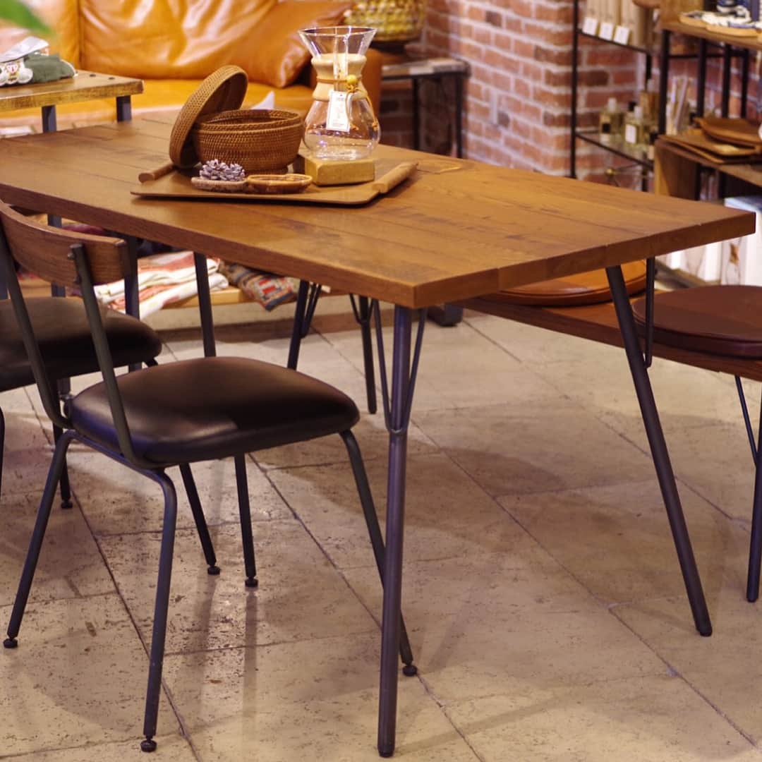 のインスタグラム：「- ACME Furniture Original Product - ・ GRANDVEIW DINIG TABLE ［L size］W1500 D820 H730 ¥82,000(+tax) ［S size］W1200 D750 H730 ¥70,000(+tax) ・ - Vintage - バフェ F9440  詳しくは @acme_furniture オフィシャルホームページ内、 BLOGにてご紹介させて頂いております。 ・ Contact:ACME Furniture meguro st. TEL 03-5720-1071」