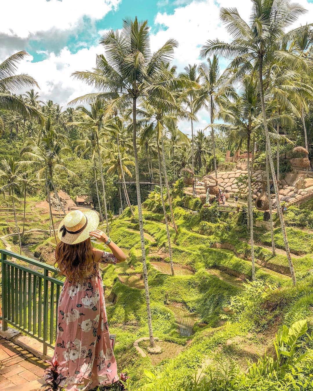 【JTB】マイトリ公式アカウントのインスタグラム：「＼～3/31まで🥳 1万円分のカード型旅行券🎟をプレゼント／﻿﻿﻿﻿﻿﻿﻿﻿﻿﻿﻿﻿﻿ ﻿﻿﻿﻿﻿﻿﻿﻿﻿﻿﻿﻿﻿﻿﻿ ﻿ ﻿﻿﻿﻿﻿﻿﻿﻿﻿﻿﻿ ﻿ ﻿今日の#マイトリ 投稿は…﻿ @mami__camera さんの、バリ島にある観光施設「Alas Harum Agro Tourism @alasharumbali」から見るライステラス🌾🌾🌾(田んぼ!!)﻿ ﻿ 田んぼとは思えないオシャレさ🥰 ﻿ ぜひ、@jtb.mytrip をメンション or タグ付けしてキャンペーンに参加してくださいね。﻿﻿ ﻿ ﻿﻿＼Instagram投稿キャンペーン 参加方法🕺／﻿﻿﻿﻿﻿﻿﻿﻿﻿﻿﻿﻿﻿﻿﻿﻿﻿﻿﻿﻿﻿﻿﻿﻿﻿﻿﻿﻿﻿﻿﻿﻿﻿﻿﻿﻿﻿﻿﻿﻿﻿﻿ 1️⃣マイトリアカウントをフォロー﻿﻿﻿﻿﻿﻿﻿﻿﻿﻿﻿﻿﻿﻿﻿﻿﻿﻿﻿﻿﻿﻿﻿﻿﻿﻿﻿﻿﻿﻿﻿﻿﻿﻿ 2️⃣女子旅フォトに「#マイトリ」の﻿﻿﻿﻿﻿﻿﻿﻿﻿﻿﻿ハッシュタグ➕@jtb.mytrip をメンションかタグ付けてしてね！﻿﻿﻿﻿﻿﻿﻿ 3️⃣抽選で毎月1名様に、1万円分のカード型旅行券をプレゼント！ ﻿﻿﻿﻿﻿﻿﻿﻿﻿﻿﻿﻿﻿﻿﻿﻿﻿﻿﻿﻿﻿﻿﻿﻿﻿﻿﻿﻿﻿﻿﻿﻿ ﻿ ﻿旅行券には、あなたが投稿した写真🏞がプリントされるよ❤︎﻿﻿﻿投稿してね！！﻿﻿﻿﻿﻿ ﻿﻿﻿﻿﻿﻿﻿﻿﻿﻿﻿﻿﻿﻿﻿﻿ ﻿ マイトリサイトには、海外、国内の女子旅情報をUPしています🙋🏻‍♀️💕﻿﻿﻿﻿﻿﻿﻿﻿﻿﻿﻿﻿﻿URLから、是非チェックしてみてください😚☝🏻️﻿﻿﻿﻿﻿﻿﻿﻿﻿﻿﻿﻿ ﻿ #JTB　#女子旅　#jtbで旅したい #マイトリ　#バリ島 #バリ #Bali #alasharumbali ##インドネシア #ウブド #ライステラス #フォトジェニック #写真好きな人と繋がりたい#旅好きな人と繋がりたい　#キャンペーン #バリ島観光 #女子旅 #visiting　#instatravel　#travelling﻿　#traveler﻿﻿﻿﻿﻿﻿」