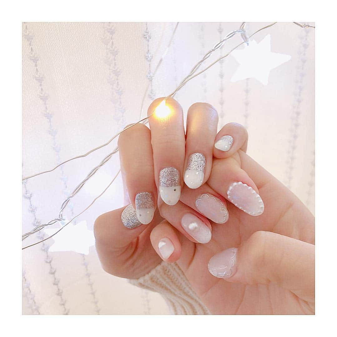 浦西ひかるさんのインスタグラム写真 - (浦西ひかるInstagram)「#newnail 💌 . 大学も4月からスタートするからこれからはシンプル目にする☺️ #ウラニシネイル」3月19日 18時57分 - uranishihikaru