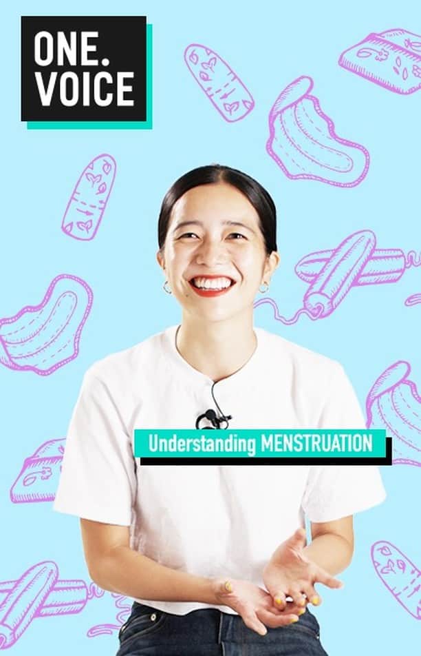ONE MEDIAのインスタグラム：「「いま生理なんだ」って、誰かに言われたことある？﻿ ﻿ 「毎月生理になる2日とか1日前に私、号泣するんですよね」と笑って話すharu.さん（@hahaharu777）。﻿ 彼女の場合は、生理が来るたびにPMS（月経前症候群）で気分が落ち込んだりおなかが痛くなったりするという。﻿ ﻿ そういう生理のつらいところを、男の人とか重いPMSのない女の人が理解することって本当に難しい。﻿ ﻿ 本人の体の中でどんなことが起きてるのかわからないから、生理中の人のいつもと違う態度に驚いたり、 「本当に生理ってそんなつらいの？」って思ってしまう人もいるみたい。本人もまわりの人も生理で振り回されちゃう状況。﻿ ﻿ これ、みんなでもっと生理の話ができたら変えられるんじゃないかな。﻿ ﻿ haru.さんは、自身のパートナーとも生理について積極的に会話をしている。﻿ 生理前の彼女は、涙腺が弱くなって、ちょっとのことですぐ泣いちゃう。彼はそういうことを知っているから、 家事の分担を変えたり症状の良さを一緒に喜んでくれたりするんだって。﻿ ﻿ 「話しにくいから」で、避けなくってもいいんだね。﻿ 生理に悩む女性がいたら、なにができると思う？🤔💭コメントで教えてね ﻿ ﻿ 【積極的に声に出していきたい📢生理のこと｜ #ONEVOICE】IGTVで見てね！🌹﻿ ﻿ #生理 #子宮 #女の子の日 #menstrual #身体 #生理中 #インタビュー #性 #periods #sexeducation #studioshoot #pms #女性 ﻿」