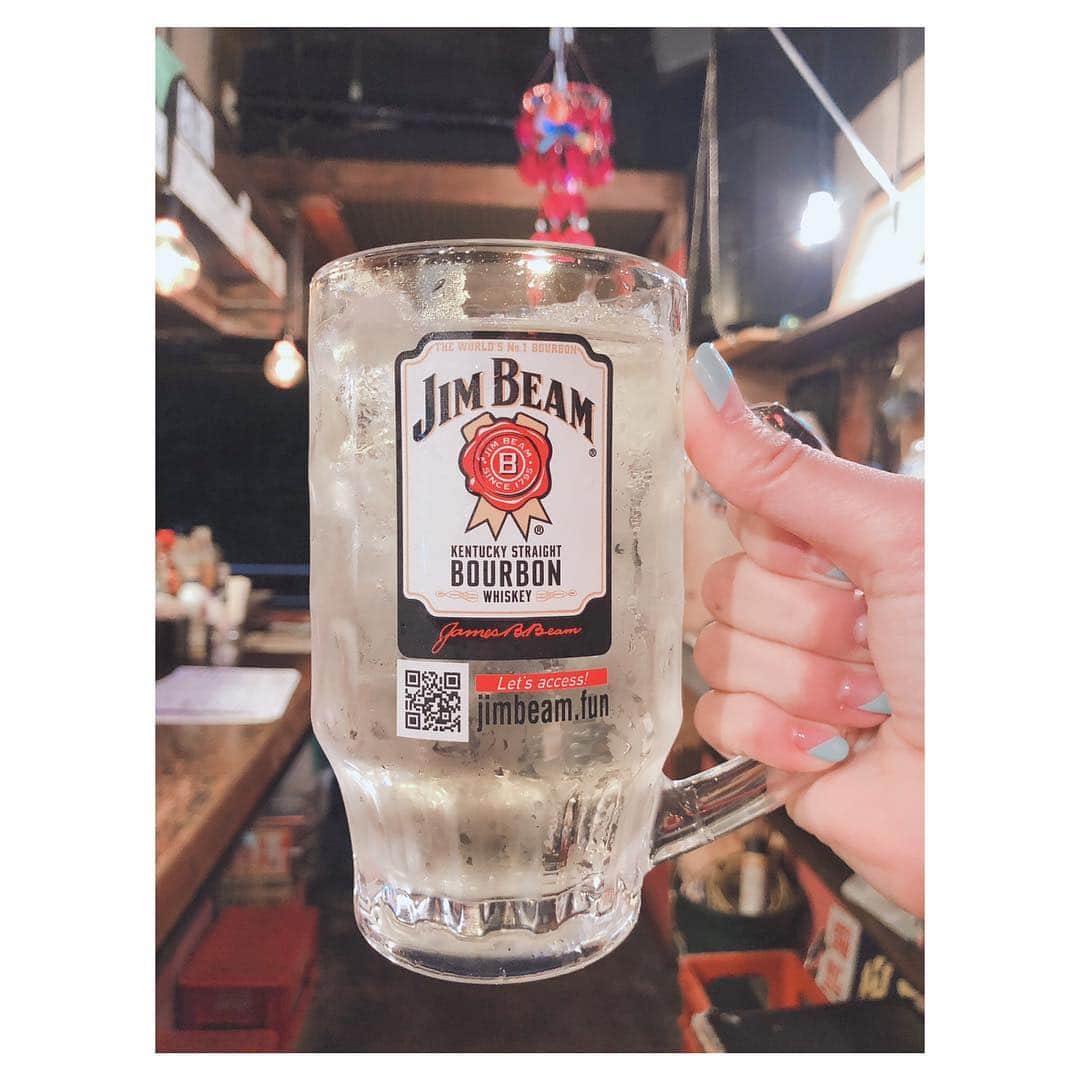 大田明奈さんのインスタグラム写真 - (大田明奈Instagram)「渋谷で暇になった時行く立ち飲み屋。笑 おすすめよ〜💘 ・ #裏路地 #ジムビーム #ジムビームハイボール #QR」3月19日 19時44分 - moreakee