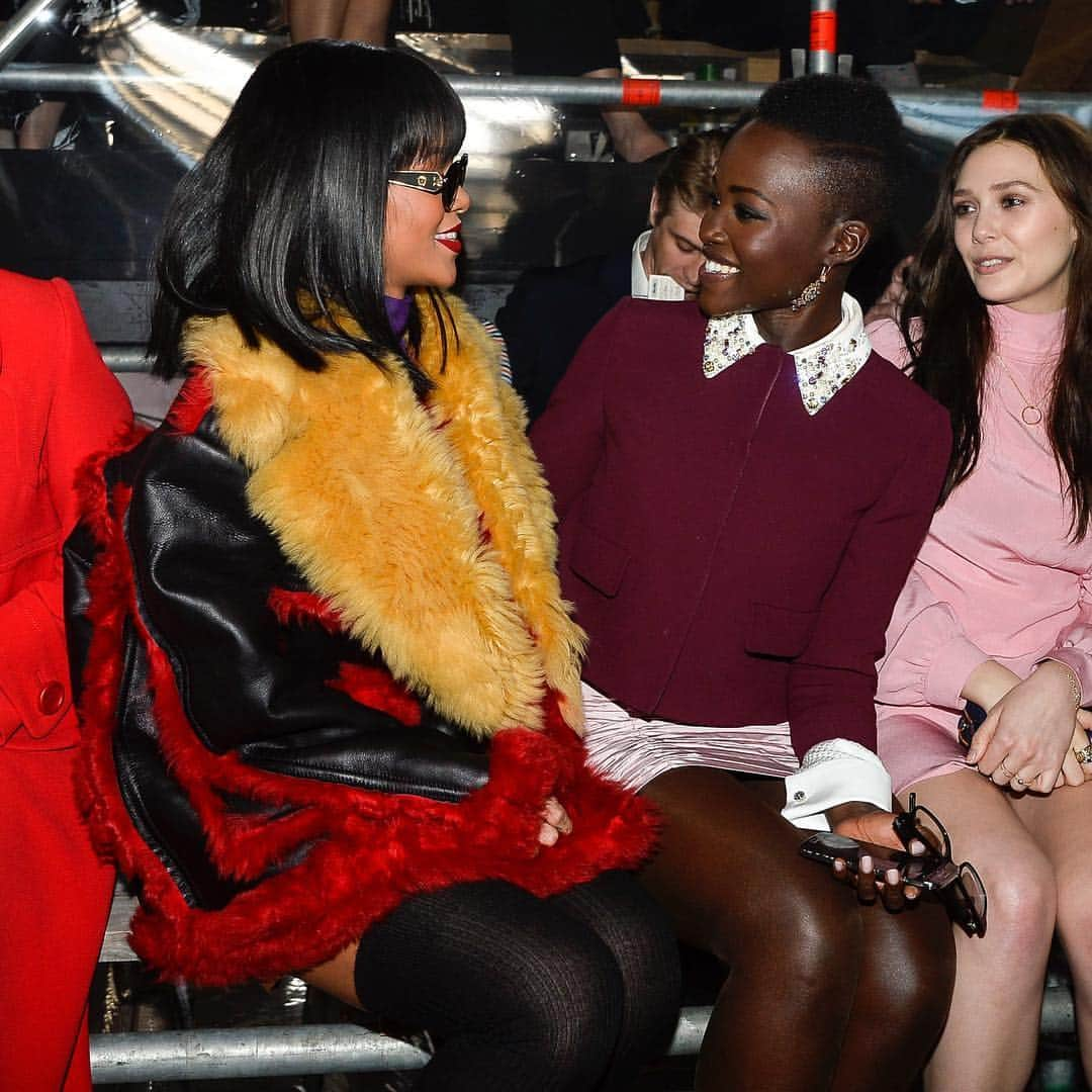 E! Onlineさんのインスタグラム写真 - (E! OnlineInstagram)「Tag the Lupita to your Rihanna. ❤️ (📷: Getty Images)」3月19日 11時01分 - enews