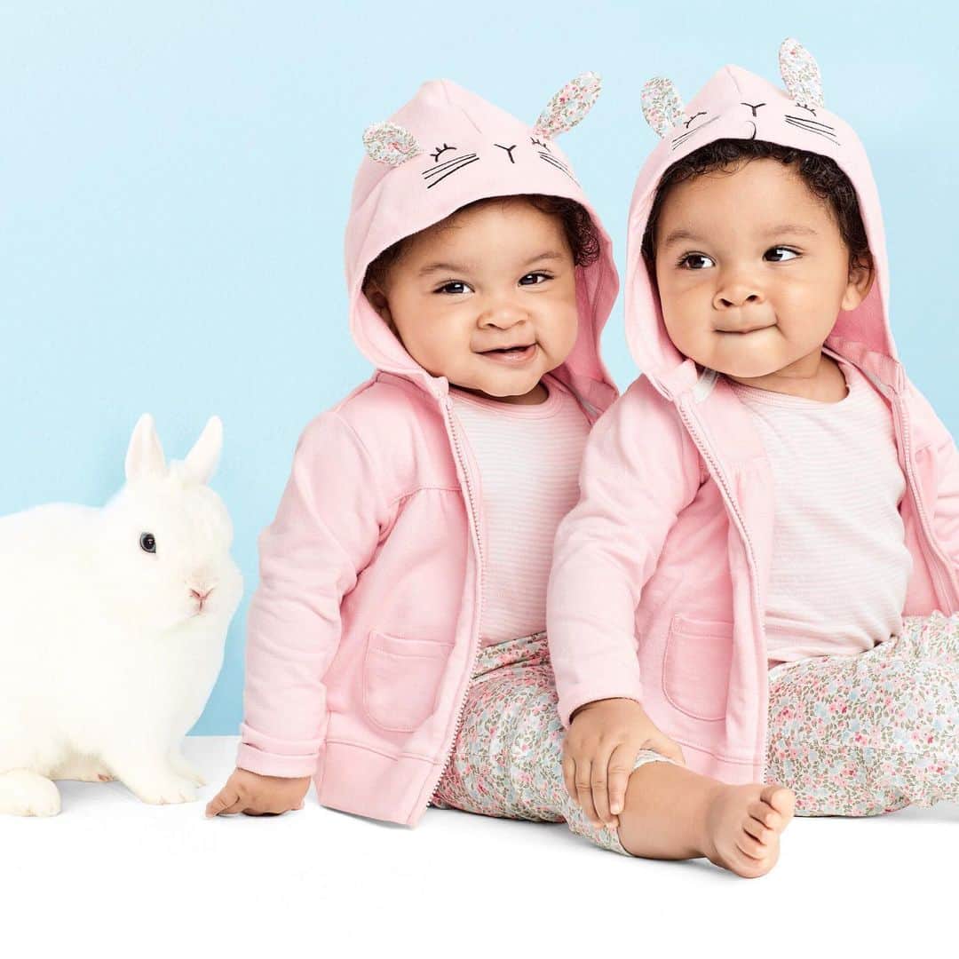 のインスタグラム：「Somebunnies. #andarealbunny #babysets #springprints」
