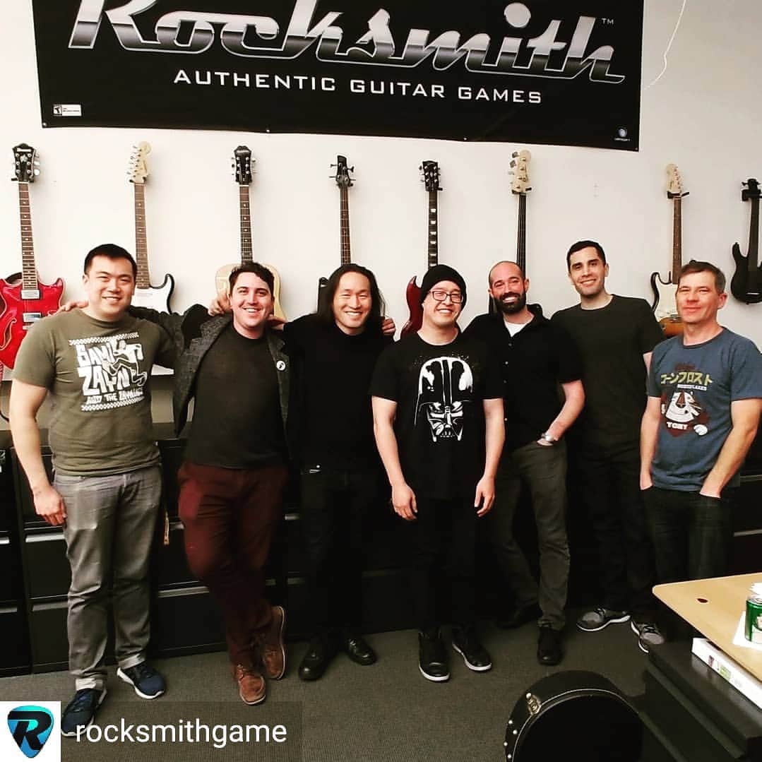 DragonForceさんのインスタグラム写真 - (DragonForceInstagram)「Reposted from @rocksmithgame -  @HermanLi of @dragonforcehq stopped by @UbisoftStudioSF today! Tune in to our weekly dev stream Thursday to see what he had to say! www.twitch.tv/rocksmithgame」3月19日 12時00分 - dragonforcehq