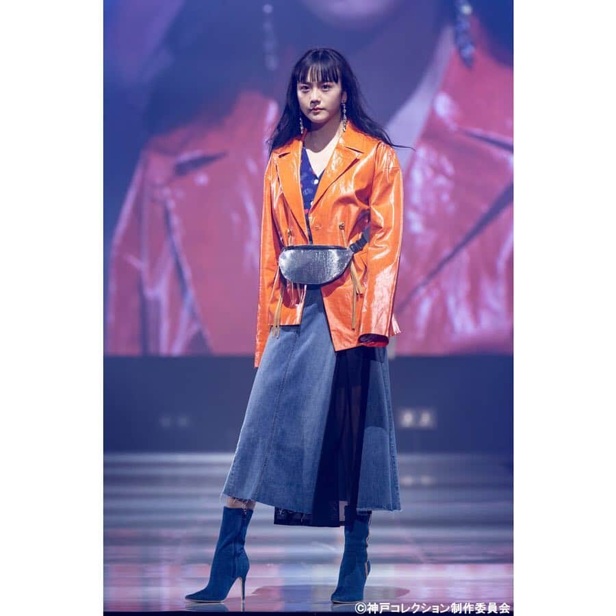 神戸コレクションさんのインスタグラム写真 - (神戸コレクションInstagram)「. . . 神戸コレクション 2019 SPRING/SUMMER -ガールズフェスティバル- OFFICIAL PHOTO . ▽STAGE▽ OPENING STAGE . ▽MODEL▽ #石川恋 #オードリー亜谷香  #松井愛莉 #河北麻友子 . ▶Styling by Yui Sawada . #kobecollection #神戸コレクション #kobecollection_official #神戸コレクション公式 #神コレ #2019ss #神戸コレクション2019ss #ガールズフェスティバル #fashionshow #fashion #model #brand #styling」3月19日 12時05分 - kobe_collection