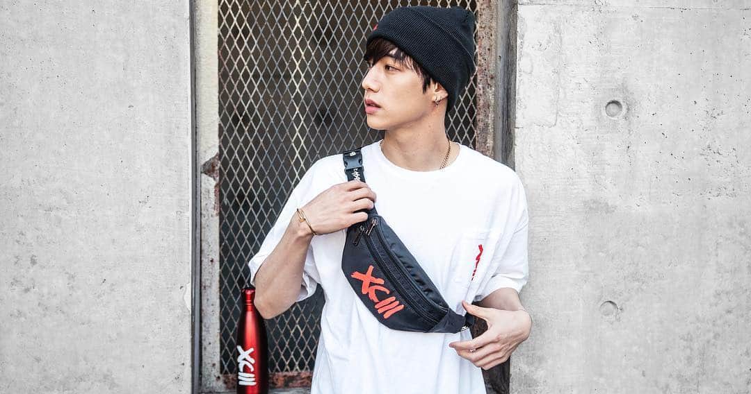 Mark さんのインスタグラム写真 - (Mark Instagram)「What's your favorite look?  @represent」3月19日 12時39分 - marktuan